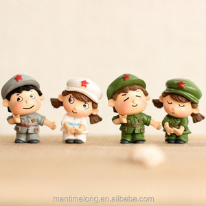Moss paisaje micro adornos carácter parejas uniforme de soldado japonés hermano hermana menor muñeca DIY - Product Image 1