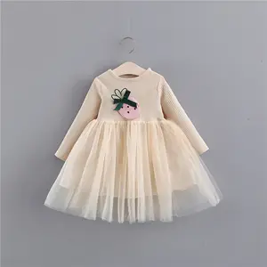 Spring strawberry gauze little baby girl simple dress up clothes guangzhou