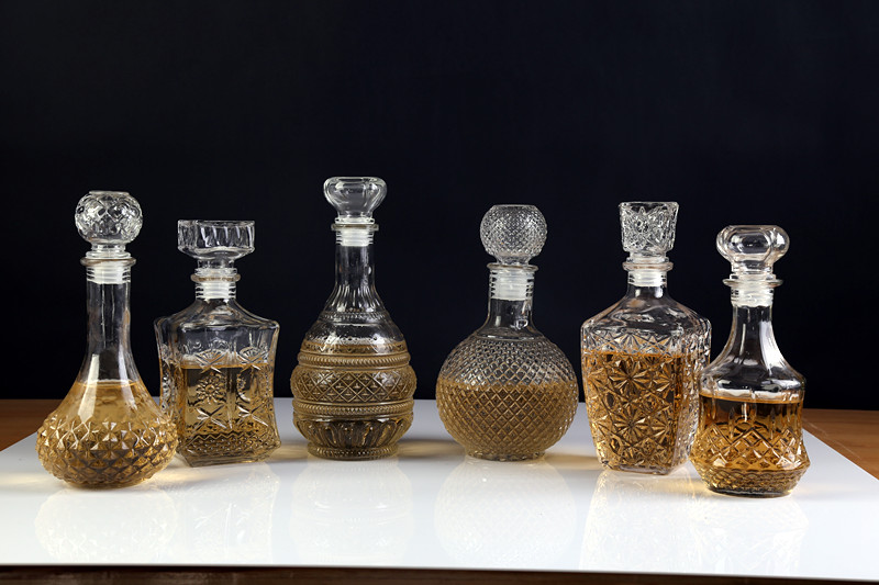 Haonai whiskey decanter set service for 5 or 7 pcs,wine decanter with glasses