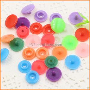 Boutons pression en plastique POM/PP 12mm avec tige Sacs transparents Décoration perlée Technique de placage Catégorie de produit Boutons - Product Image 2