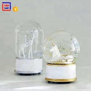 Antico Musica Elettrica Globi di Neve Per La Vendita - Product Image 2