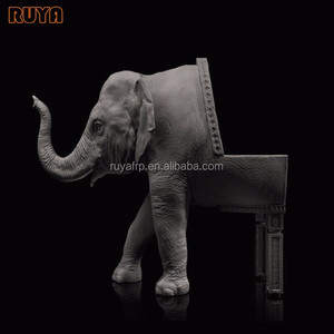Silla escultural de elefante bebé de fibra de <span class=keywords><strong>resina</strong></span>, sillón de diseñador para escaparate, sofá con respaldo de cuero - Product Image 3