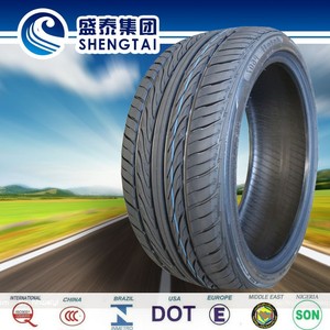 Vuelos baratos de china nueva radial sin cámara de gomaUHP 215 / 35R18 <span class=keywords><strong>225</strong></span> / 40R18 235 / 40R18 neumáticos de coche - Product Image 1