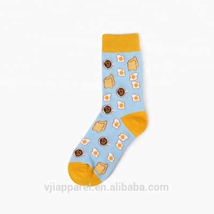 Chaussettes en coton amusantes pour hommes avec motif bacon et œuf frit - Product Image 3