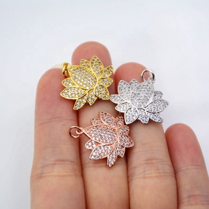 CZ Mikro Pave Liontin Charm Lotus, Kalung Gelang Kubik Zirkonia Bunga Teratai <span class=keywords><strong>Yoga</strong></span>/Liontin