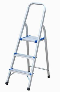 3 <strong>Step</strong> Aluminum <strong>Folding</strong> <strong>Step</strong> <strong>Ladder</strong> with Narrow <strong>Step</strong> - Product Image 6