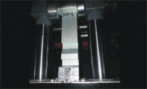 Équipement automobile REACH, <span class=keywords><strong>pont</strong></span> élévateur à <span class=keywords><strong>double</strong></span> plateforme, hydraulique, <span class=keywords><strong>double</strong></span> cylindre, deux poteaux - Product Image 5