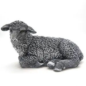 Sesión de fibra de vidrio negro Cordero figuras al por mayor de la resina animal ovejas estatuas para jardín
