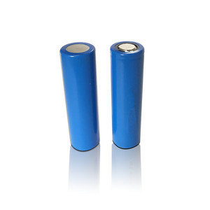 IRC 18650 3.7V 2200MAh แบตเตอรี่ลิเธียมไอออนแบตเตอรี่แบบชาร์จไฟได้