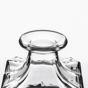Carafe à whisky en verre cristal carrée NOVARE 750 ml, vente en gros - Product Image 4