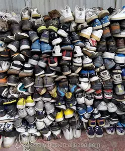 Zapatos informales usados para hombre, mujer y niño - Product Image 1