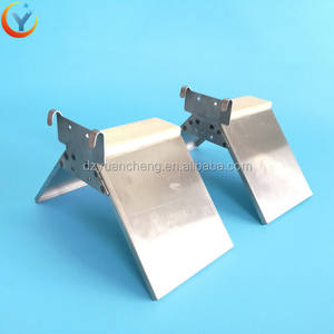 Supporto Triangolare in Acciaio Inox per Piccioni da Corsa Posatoio per Piccioni Viaggiatori - Product Image 1