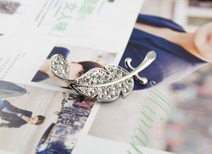 Chất Lượng Cao Mạ Vàng Trắng Lông Hình Dạng Hợp Kim Trâm Pin - Product Image 2