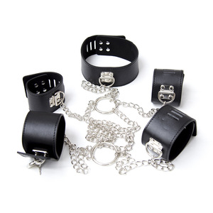 Cinghie in Pelle PU con Manette, Polsiere e <span class=keywords><strong>Collare</strong></span> per Giochi per Adulti BDSM o Fetish - Product Image 1