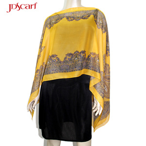 Bouton <span class=keywords><strong>en</strong></span> <span class=keywords><strong>mousseline</strong></span> <span class=keywords><strong>de</strong></span> <span class=keywords><strong>soie</strong></span> coloré pashmina ponchos foulards étoles pashmina - Product Image 4