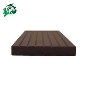 厚度 11毫米 WPC 木复合面板用于围栏花箱