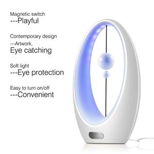 Lampe de chevet LED magnétique en ABS - <span class=keywords><strong>Mini</strong></span> lampe de chevet 3D avec lumière blanche chaude et commande tactile pour chambre à coucher - Product Image 4