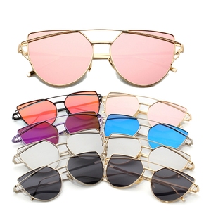 Occhiali da Sole Oversize da Donna Stile Cat Eye, Design alla Moda <span class=keywords><strong>2022</strong></span> - Product Image 1