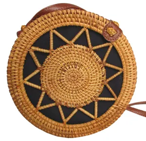 Vietnam vintage rattan beach bag Wholesale New Design Vietnam Handmade Weaving round Rattan Bag