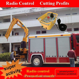 4 ton mini grue camion grue camion chargeur grue - benne à vendre avec radio control - Product Image 2