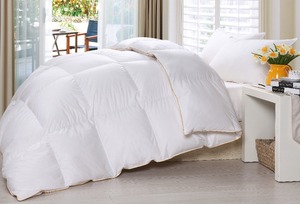 Bed Down Quilts Wholesale 80% Goose Down Comforter Bed Duvet Facial 100% Sateen Bed Quilt Eider Down Filled Duvet