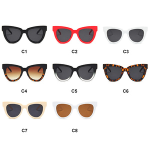 13234 Superhot <span class=keywords><strong>gafas</strong></span> <span class=keywords><strong>de</strong></span> moda <span class=keywords><strong>de</strong></span> las mujeres <span class=keywords><strong>de</strong></span> la <span class=keywords><strong>marca</strong></span> diseñador <span class=keywords><strong>gafas</strong></span> <span class=keywords><strong>de</strong></span> <span class=keywords><strong>sol</strong></span> <span class=keywords><strong>de</strong></span> plástico barato <span class=keywords><strong>de</strong></span> tonos, 2019 <span class=keywords><strong>gafas</strong></span> <span class=keywords><strong>de</strong></span> <span class=keywords><strong>sol</strong></span> - Product Image 5