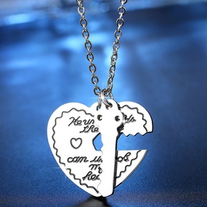 Collana per Coppie con Lucchetto a Cuore e Chiave, 'Chi Tiene la Chiave Può Aprire il Mio Cuore', Regalo di San Valentino - Product Image 3
