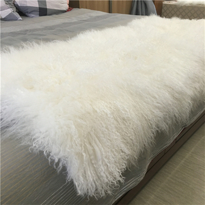 Pelliccia di pelle di capra con capelli lunghi mongoli da 60*120cm - Product Image 1