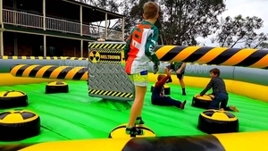 <span class=keywords><strong>Juego</strong></span> Inflable Comercial para Parques de Diversiones, <span class=keywords><strong>Juego</strong></span> Inflable Meltdown <span class=keywords><strong>Wipeout</strong></span> - Product Image 6