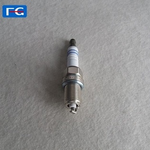 Ventas directas del fabricante, piezas de automóviles, bujía de automóvil FR9DCX FR7DC9, piezas de automóviles, bujía de automóvil para bujía de motor de automóvil - Product Image 2