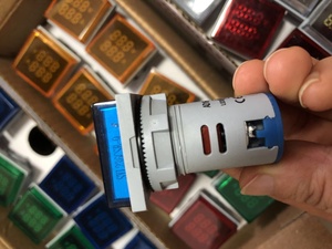 Led kỹ thuật số điện áp hiện tại Hertz vuông chỉ số Bảng điều chỉnh Meter lỗ 22 mét với 0-100act Vôn kế Ampe kế tần số - Product Image 5