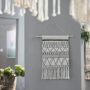 Northern European black wavy design floor mat boho basket arabic tapestry hand knotted tassels white wall hanging tapestry