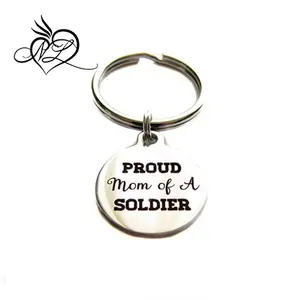 สแตนเลส "Proud Mom Of A Soldier" Charm พวงกุญแจ, ทหาร Mom ของขวัญ