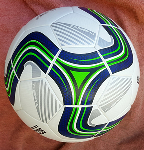 Balones de fútbol térmicos Categoría de producto de alta calidad Balón de fútbol al por mayor Hecho en Pakistán - Product Image 2