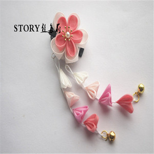 Handgefertigte japanische traditionelle Tsumami <span class=keywords><strong>Kanzashi</strong></span> Haarspange für Kimono Yukata Outfit Hochzeitsornament Weiß Rosa Sakura Schöne Blütenblätter Haarclip - Product Image 1