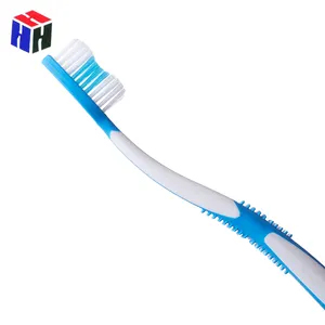 Cepillo de dientes de cerdas más barato Cepillo de dientes para adultos Cerdas de nailon suaves Cepillo de dientes suave