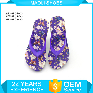 Chicas de fantasía al por mayor talón plano plataforma zapatilla de pvc desgaste correas del calzado - Product Image 4