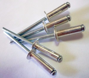 Rivets en aluminium, rivet aveugle à tête en aluminium trempé et mandrin en acier galvanisé / coloré - Product Image 2