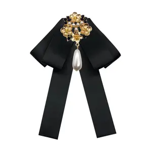 Modeschmuck Perle Bowknot Brosche