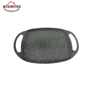 Piastra Piatta Antiaderente in Alluminio Pressofuso Effetto Marmo da 36 cm (14 Pollici) - Product Image 2