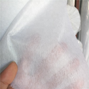 Tissu non tissé POUR <span class=keywords><strong>ANIMAUX</strong></span> DE COMPAGNIE double face <span class=keywords><strong>thermocollant</strong></span> polyester doublure non-tissé interligne tissu collé - Product Image 4