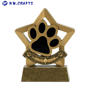 Nuova Statua in Resina <span class=keywords><strong>di</strong></span> Impronte <span class=keywords><strong>di</strong></span> <span class=keywords><strong>Zampe</strong></span> <span class=keywords><strong>di</strong></span> Cani e Gatti, Trofeo Decorativo in Vendita - Product Image 1