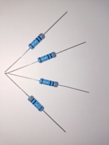 Năm màu Vòng kháng kim loại phim điện trở CF 5% <span class=keywords><strong>2</strong></span>% <span class=keywords><strong>1</strong></span>% 10R-2m kim loại phim điện trở - Product Image 5