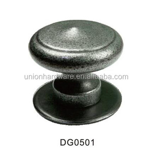 <span class=keywords><strong>Pomo</strong></span> de <span class=keywords><strong>Puerta</strong></span> de Hierro <span class=keywords><strong>Bronce</strong></span> Decorativo Estilo Europeo Antioxidante para Uso en Villas - Product Image 2