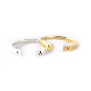 Hotsale <span class=keywords><strong>Inciso</strong></span> Anello In Oro <span class=keywords><strong>Nome</strong></span> Disegni Personalizzati <span class=keywords><strong>Nome</strong></span> Anello Personalizzato - Product Image 1