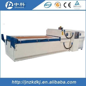 Machine de pressage des <span class=keywords><strong>membrane</strong></span> sous vide, à double station, pour plastification de portes avec plaques en pvc, 2 tables - Product Image 4