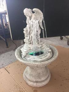 Fontaine solaire d'extérieur en résine en forme d'ange avec <span class=keywords><strong>design</strong></span> étanche fait main, style Art Déco - Product Image 6