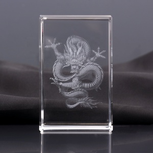 Pujiang <span class=keywords><strong>3D</strong></span> <span class=keywords><strong>Laser</strong></span> gravierter Drachen kristall würfel <span class=keywords><strong>3D</strong></span> <span class=keywords><strong>Laser</strong></span> geätzter Kristalls chnitz drache für Geburtstags geschenke