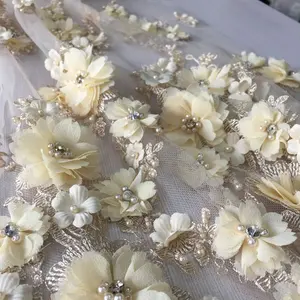 नई आगमन 3d फूल फीता कशीदाकारी tulle कपड़े के साथ हाथ मनके पत्थर पिपली फीता पोशाक के लिए या दुल्हन