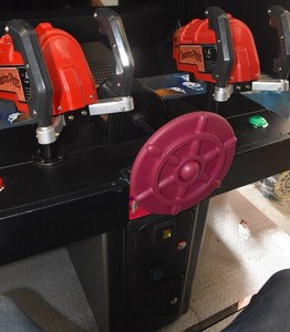 Hotsale đồng tiền hoạt động Arcade giải trí trong nhà Trò chơi bắn súng máy deadstorm cướp biển Trò chơi bắn súng để bán - Product Image 6